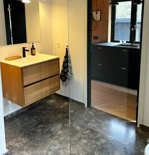 Σπίτι διακοπών Retro Woodland With Modern Twist Amidst Trees Vejby